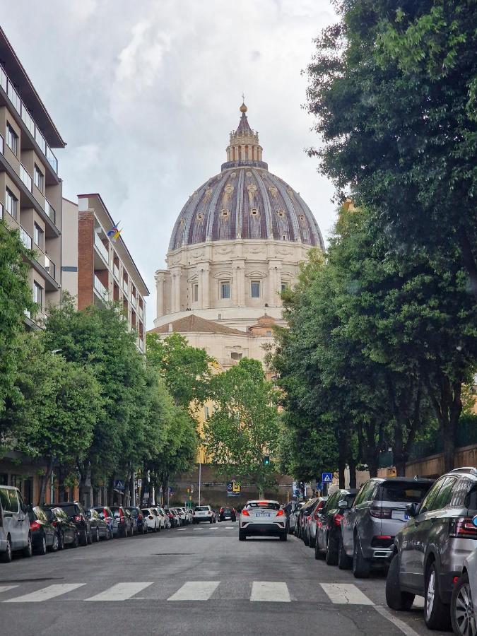 San Pietro Roma Suite Bagian luar foto