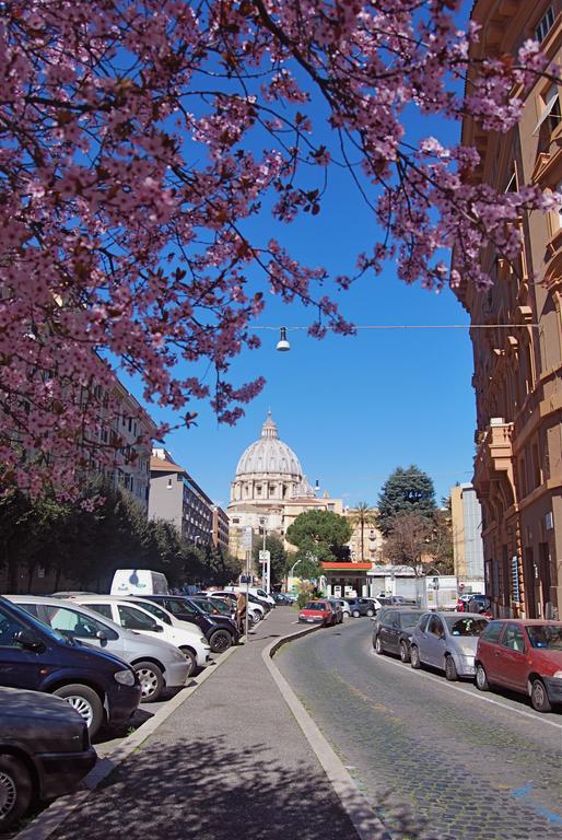 San Pietro Roma Suite Bagian luar foto